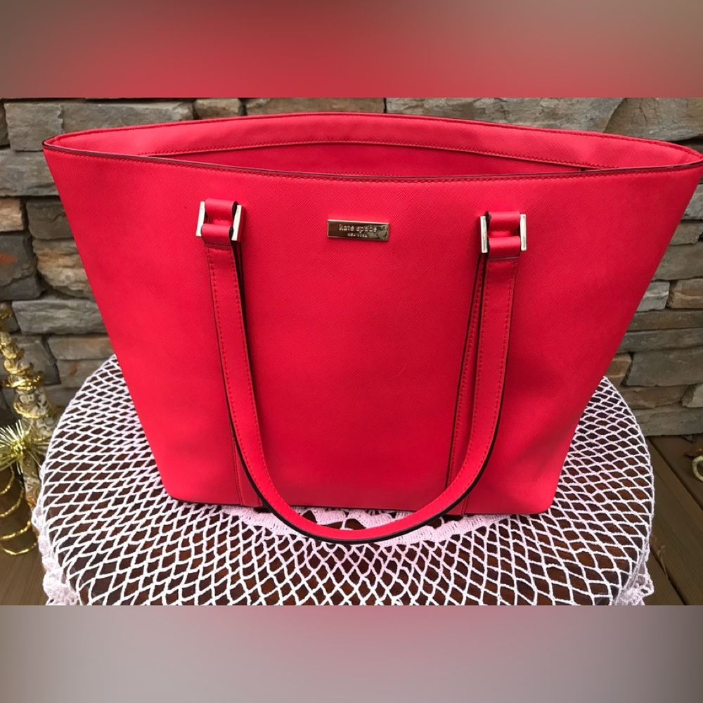 Kate Spade Newbury Lane Dally Geranium